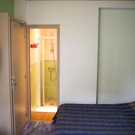 Hotel De La Loire Aulnay-sous-Bois Extérieur photo